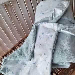 ensemble cadeau de naissance couverture et doudou faits main, babydoudiz, ciel